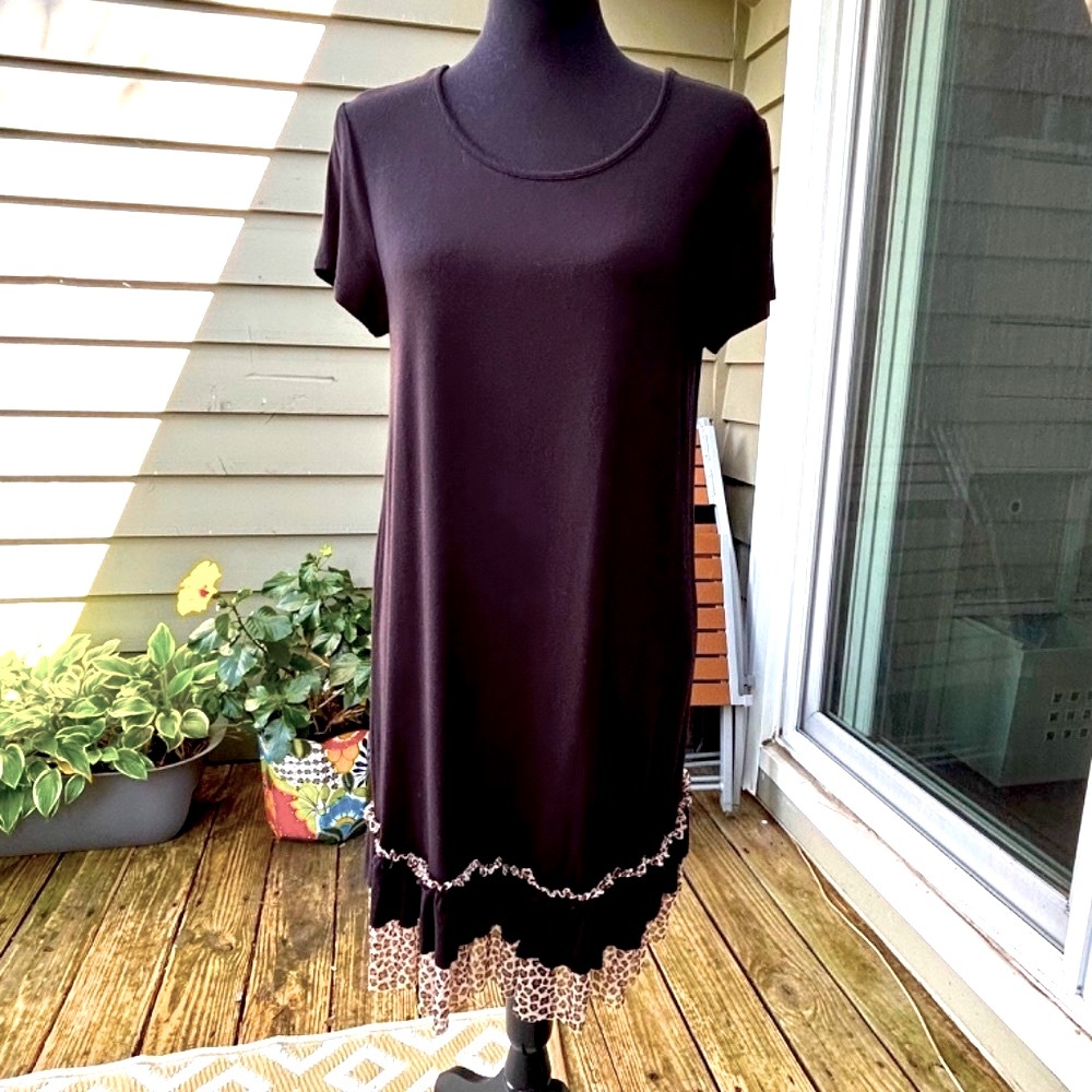 👏 BOHO Leopard & Black DRESS (TUNIC) - Jade by Jane - Print Hem Ruffle